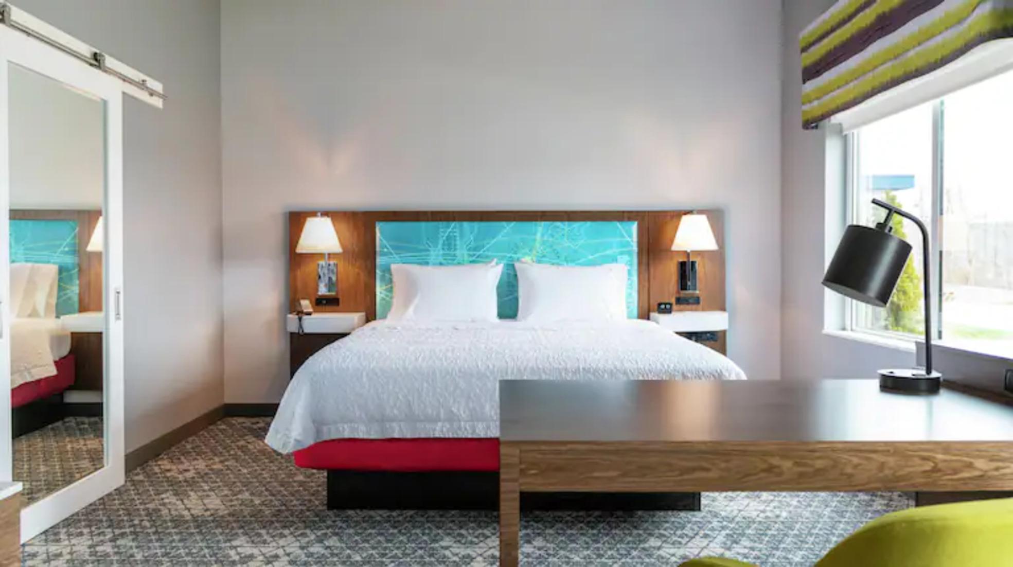 Hampton Inn & Suites Keene Buitenkant foto
