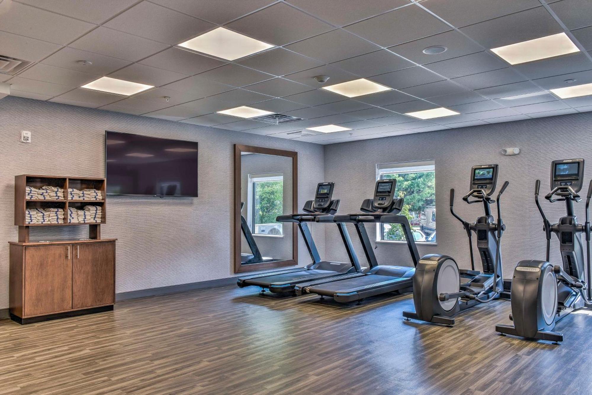Hampton Inn & Suites Keene Buitenkant foto