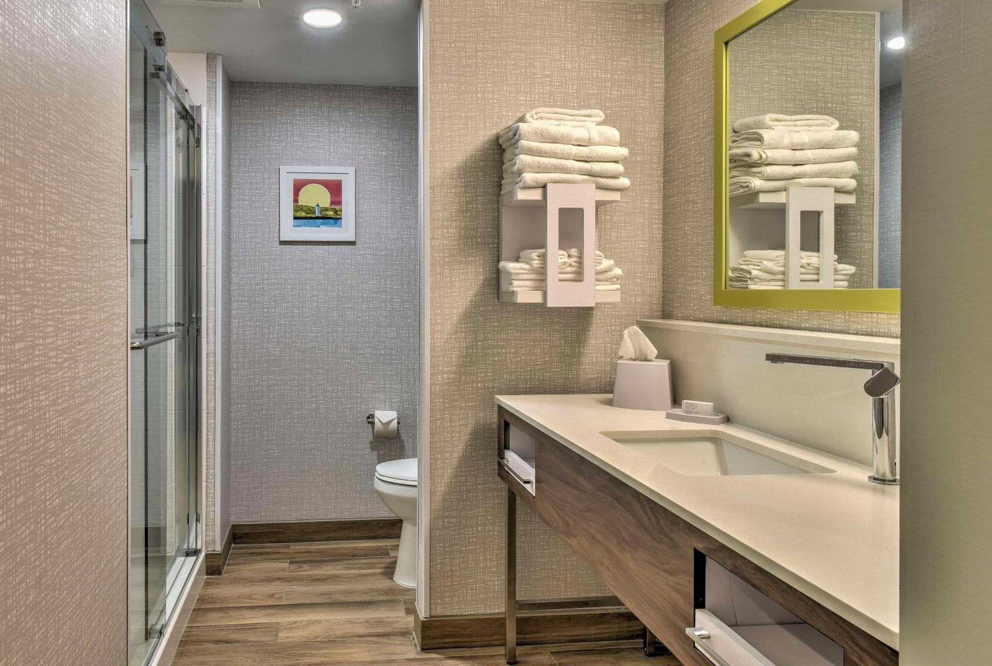 Hampton Inn & Suites Keene Buitenkant foto