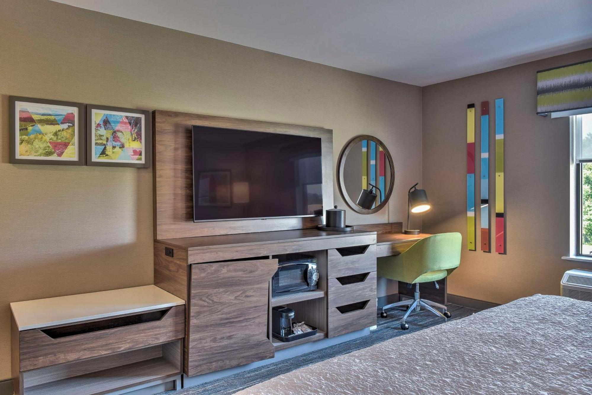 Hampton Inn & Suites Keene Buitenkant foto
