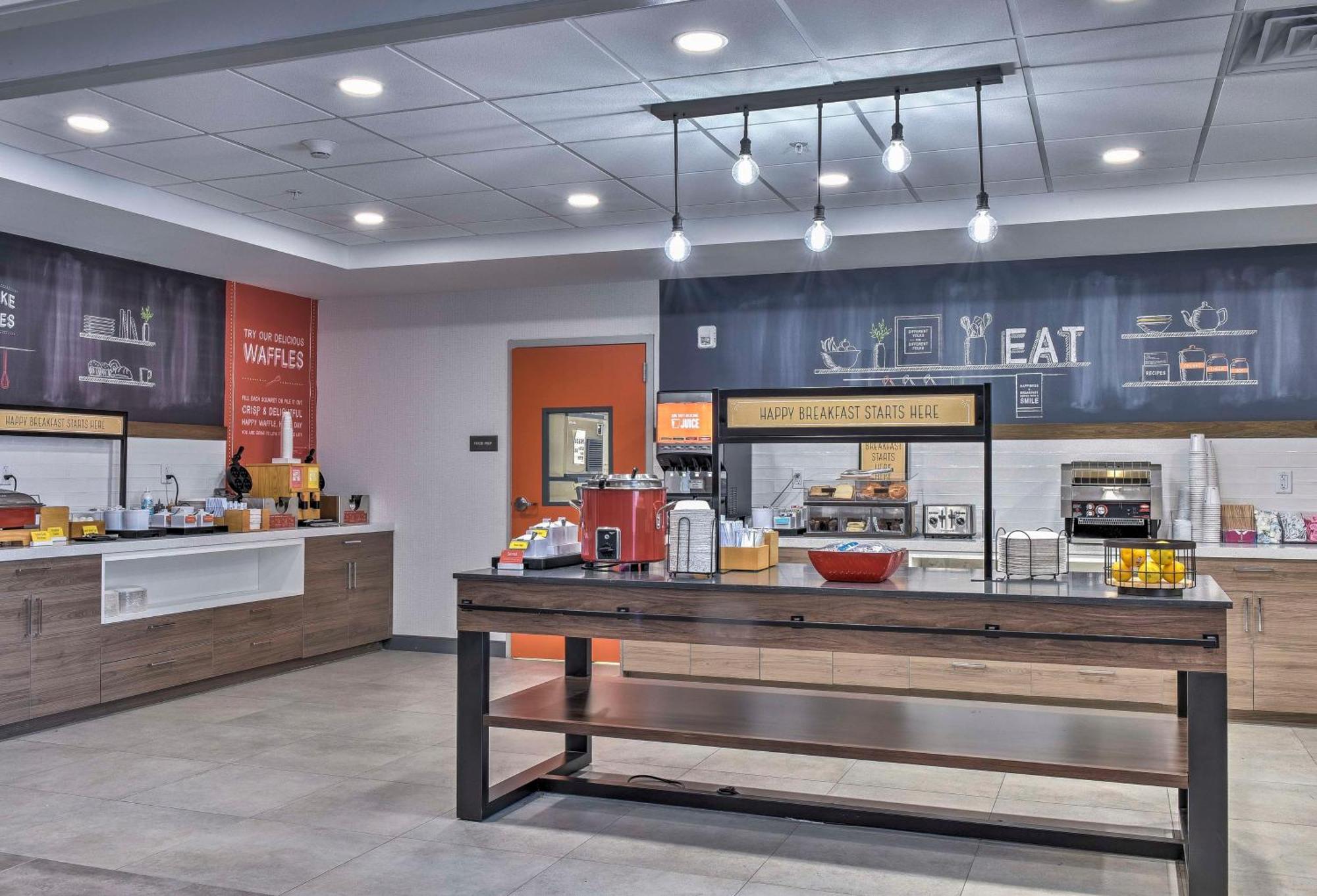 Hampton Inn & Suites Keene Buitenkant foto